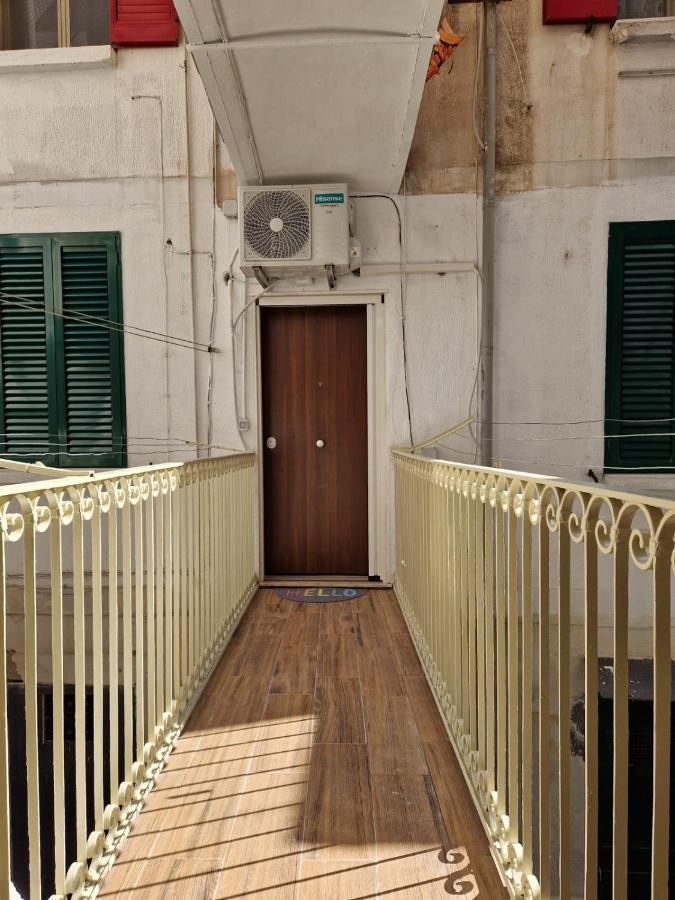 Hotel La Casa Di Teresa à Tarente Extérieur photo